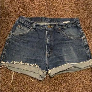 High Waisted Wrangler Jean Shorts - Dark Wash